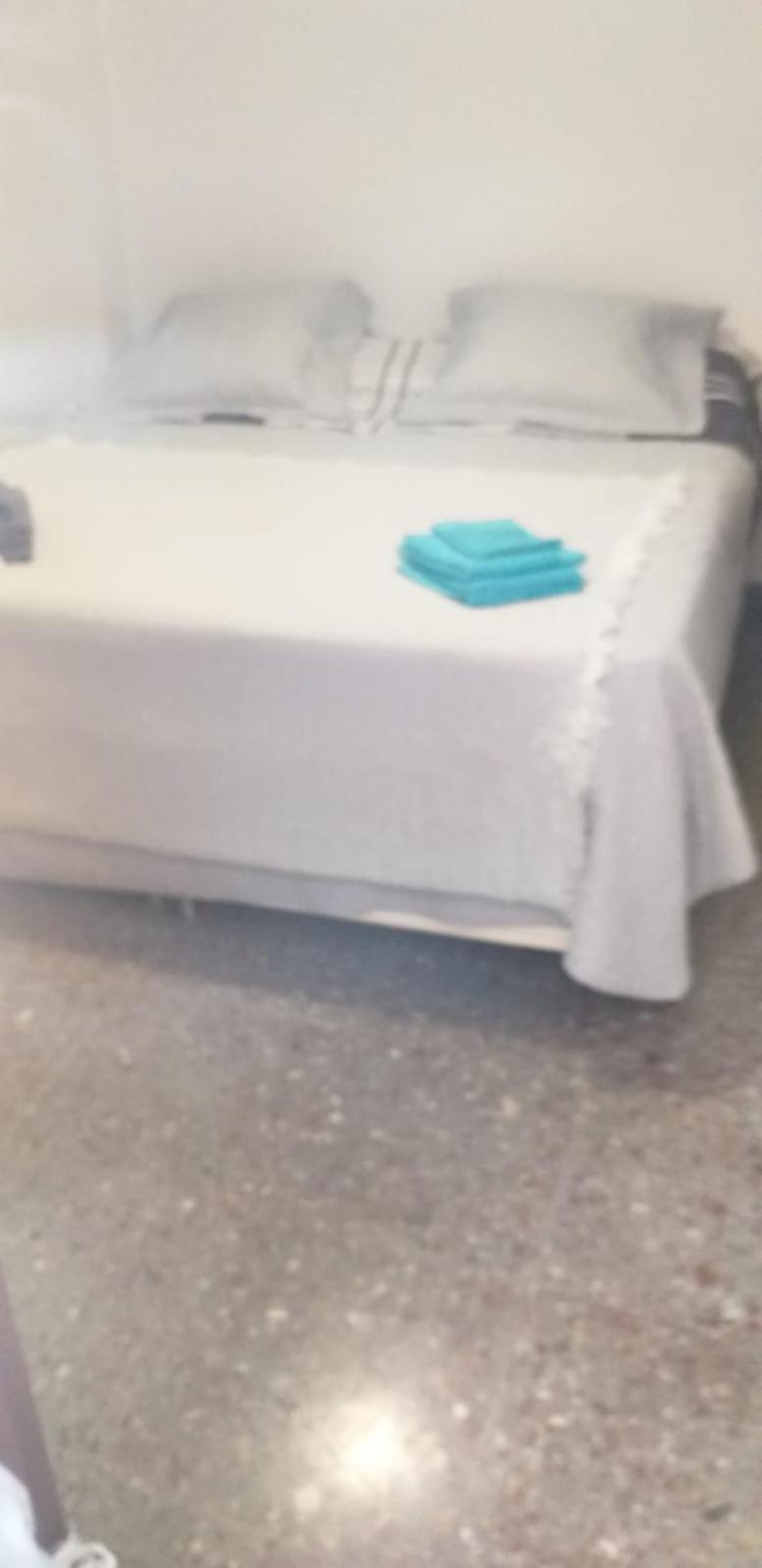 Appartement Proche Mer Avec Piscine Santiago De La Ribera Luaran gambar